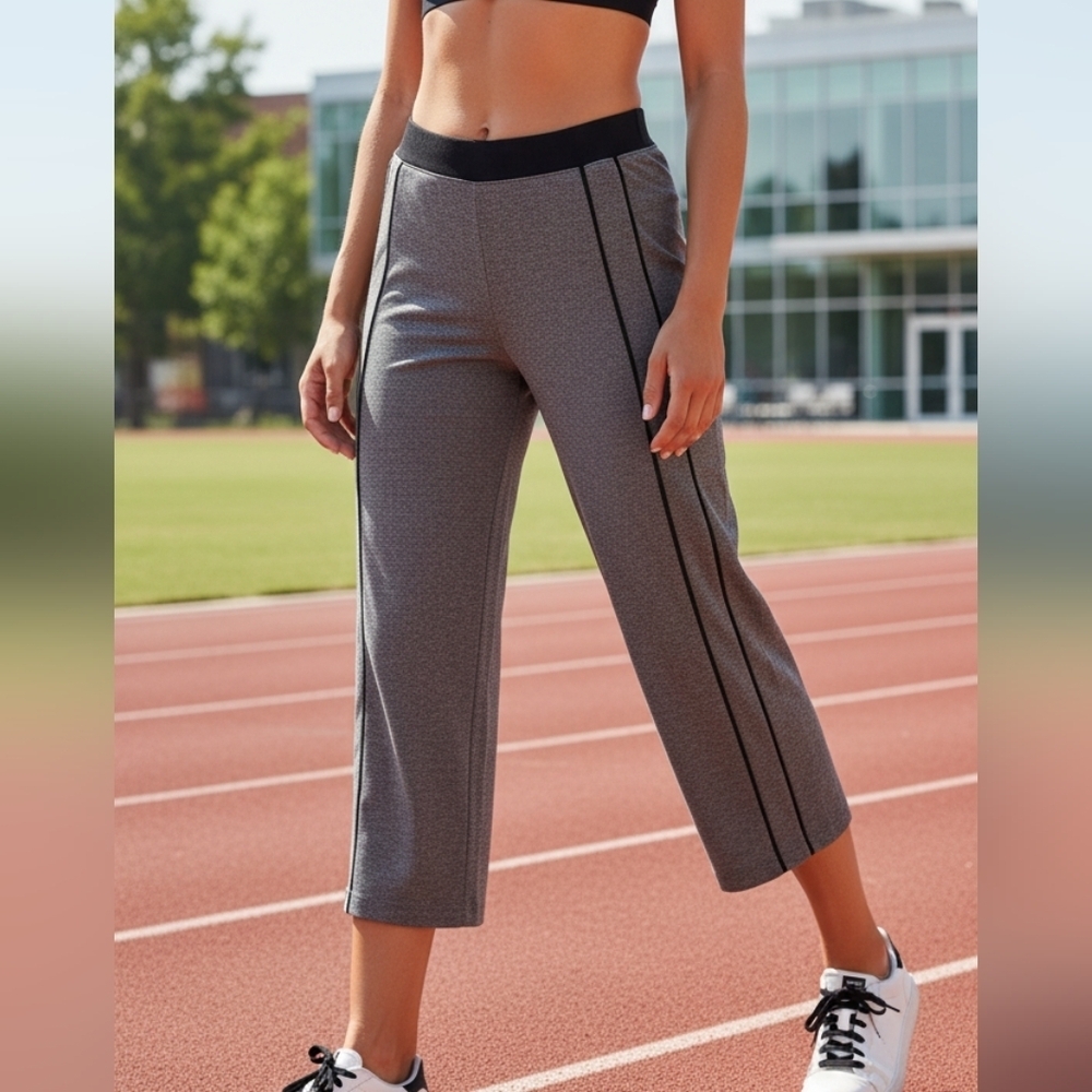 Lululemon Light Strides Cropped Pants